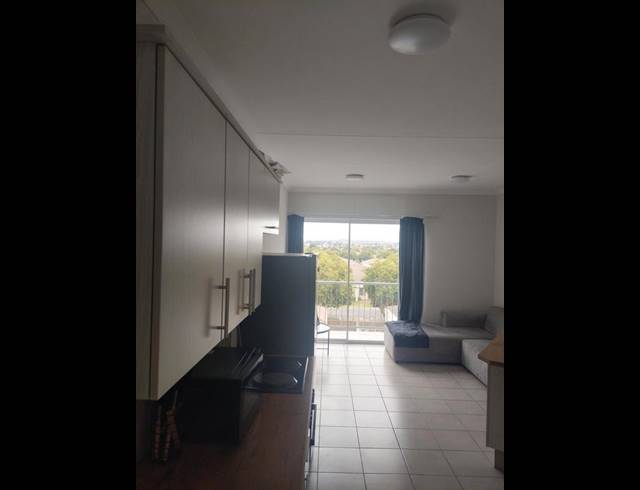 2 BEDROOM APARTMENT FOR SALE IN HAGLEY